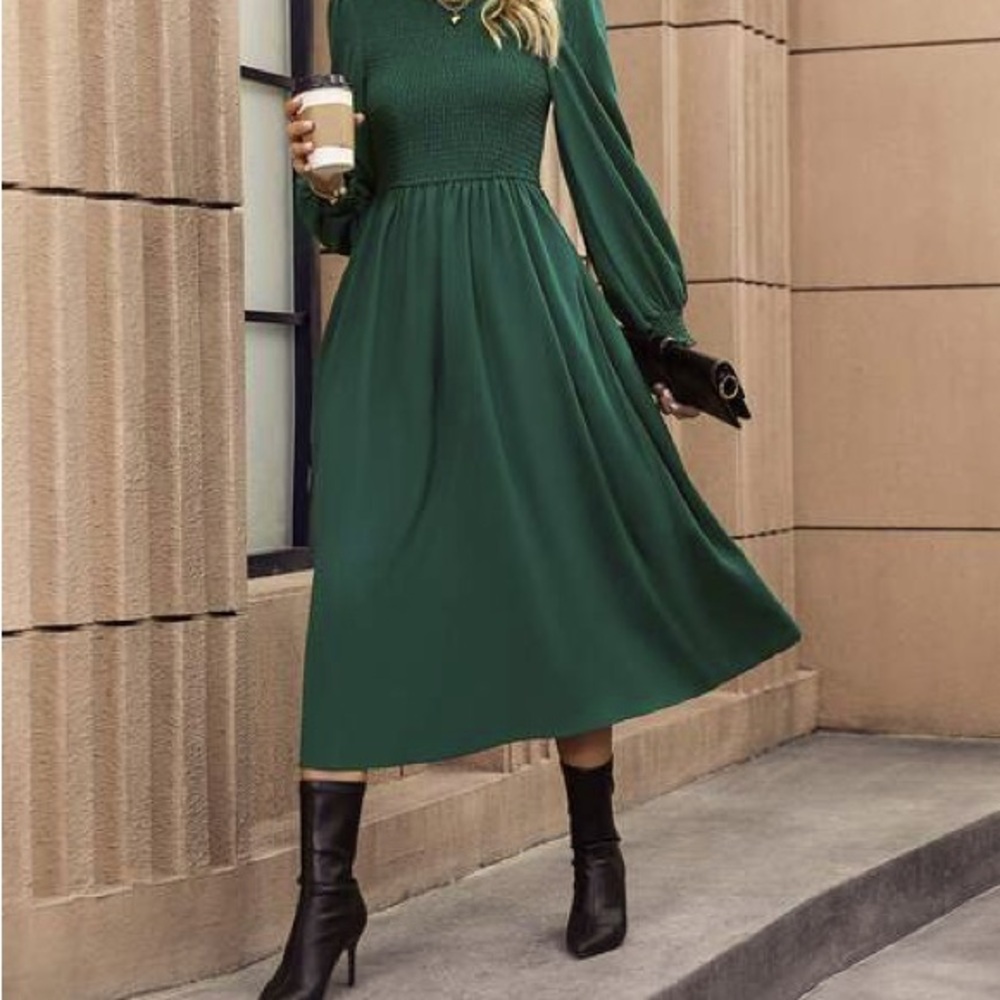 Long Sleeves Green Casual Dress with Pleated| Roolee Size Med